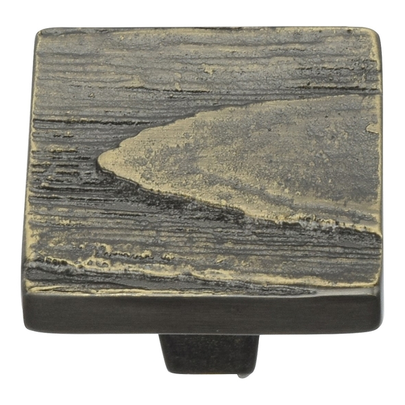 C3664 32-AB • 32 x 32 x 26mm • Aged Brass • Heritage Brass Square Pine Cabinet Knob